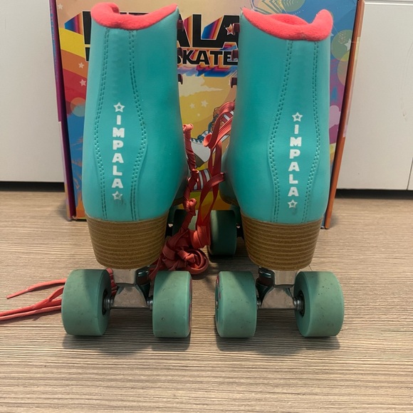 Impala Aqua Roller Skates - Picture 3 of 6